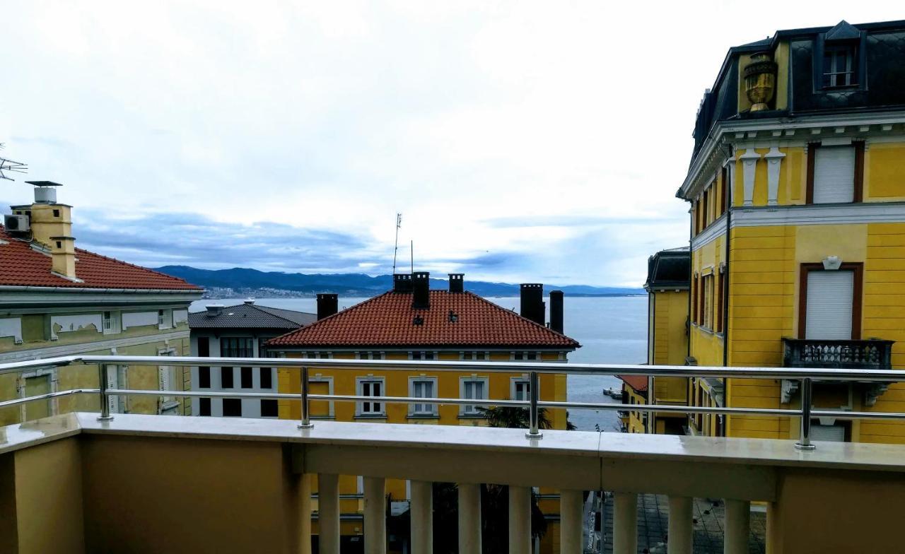 Iva, Opatija Centar Apartamento Exterior foto