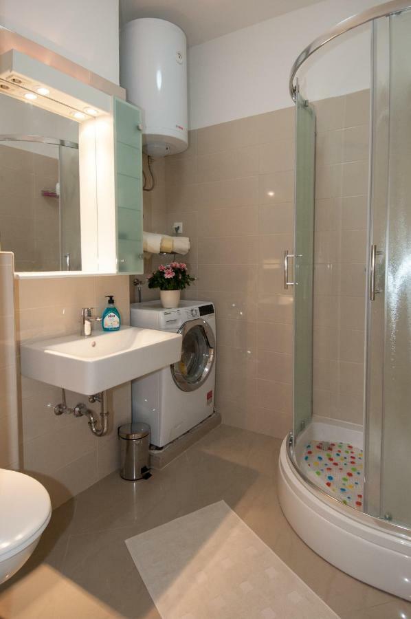 Iva, Opatija Centar Apartamento Exterior foto