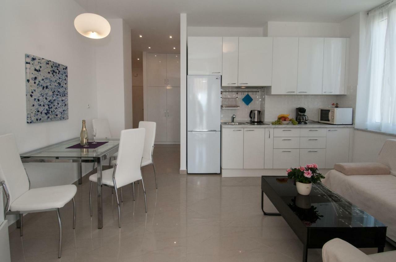 Iva, Opatija Centar Apartamento Exterior foto