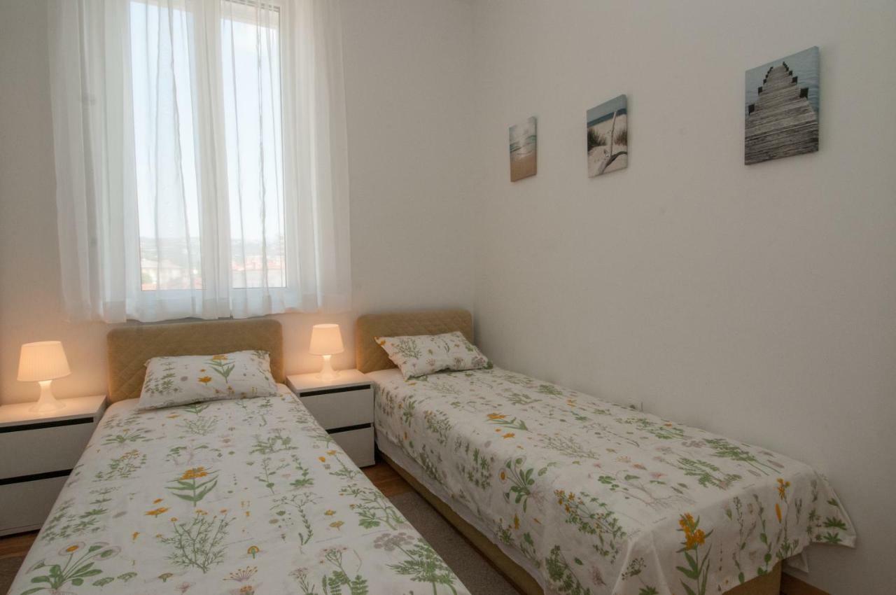 Iva, Opatija Centar Apartamento Exterior foto
